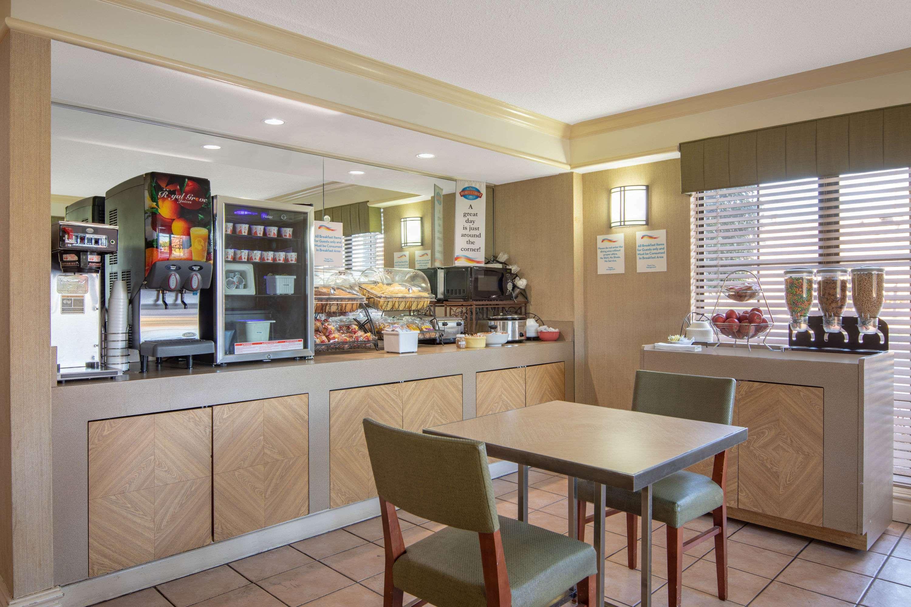 Budget Inn & Suite Atlanta Marietta Stadium Екстер'єр фото